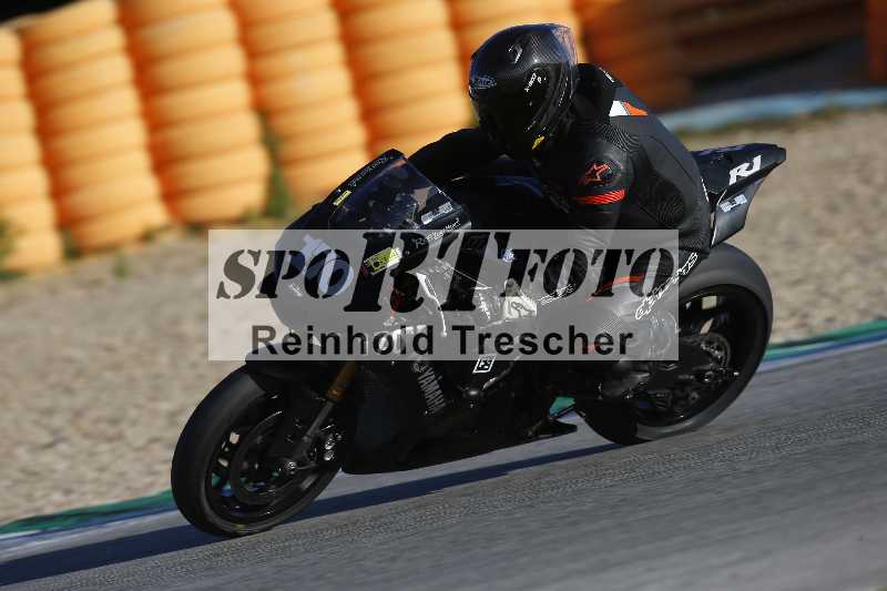 /Archiv-2024/02 29.01.-02.02.2024 Moto Center Thun Jerez/Gruppe schwarz-black/170